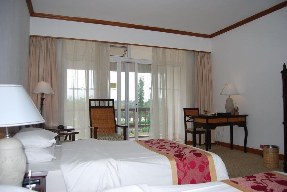 Yunnan Dianchi Garden Resort Hotel & Spa كونمينغ المظهر الخارجي الصورة