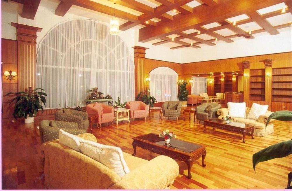 Yunnan Dianchi Garden Resort Hotel & Spa كونمينغ المظهر الخارجي الصورة