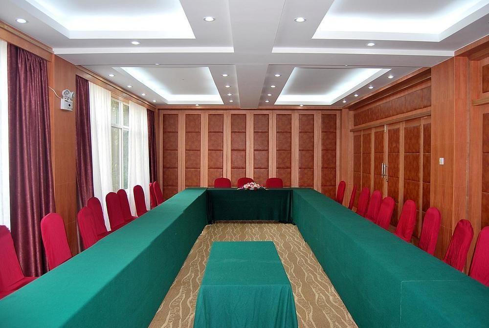 Yunnan Dianchi Garden Resort Hotel & Spa كونمينغ المظهر الخارجي الصورة