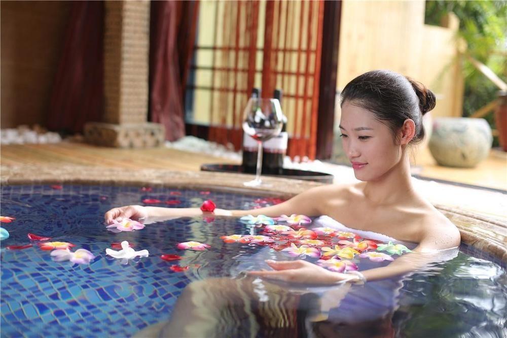 Yunnan Dianchi Garden Resort Hotel & Spa كونمينغ المظهر الخارجي الصورة