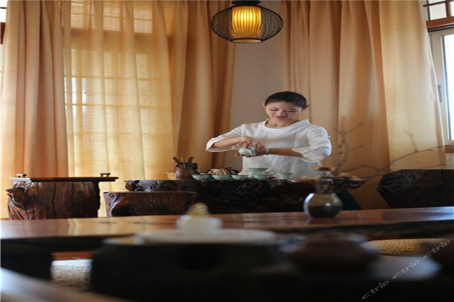 Yunnan Dianchi Garden Resort Hotel & Spa كونمينغ المظهر الخارجي الصورة